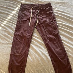 Women’s ripstip pants Vuori size medium
